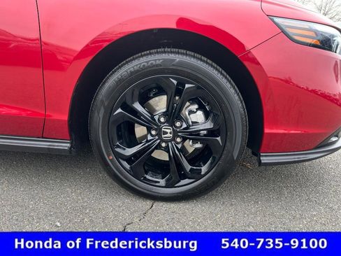 Certified 2025 Honda Accord SE image 15