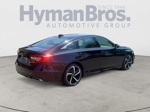 Used 2022 Honda Accord Sport image 3