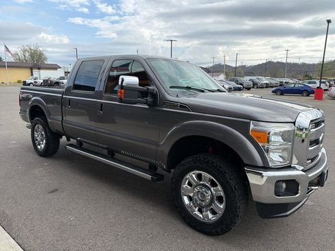 Used 2014 Ford F250 Lariat w/ Chrome Package image 3