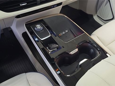 New 2026 Buick Enclave Avenir w/ Super Cruise Package image 24