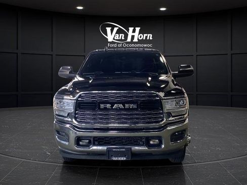 Used 2019 RAM 3500 Limited w/ Max Tow Package image 9