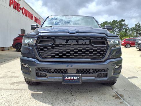 New 2026 RAM 1500 Express image 5