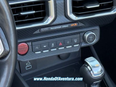 Used 2025 Ford Mustang Premium RWD image 18