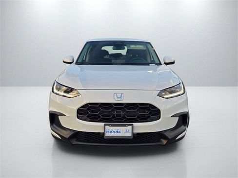 New 2026 Honda HR-V LX image 2