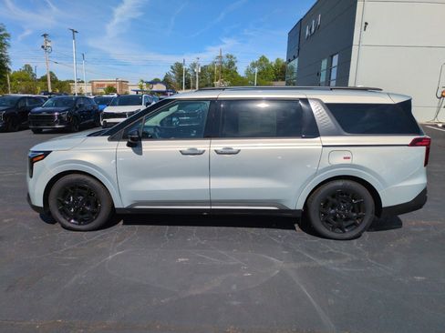 New 2026 Kia Carnival SX Prestige image 8