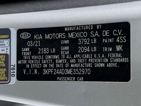 Used 2021 Kia Forte LXS FWD image 25