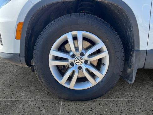 Used 2015 Volkswagen Tiguan S AWD/4WD image 14
