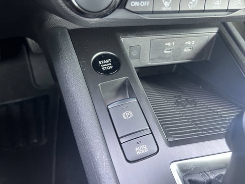 New 2026 Nissan Kicks SV FWD image 6