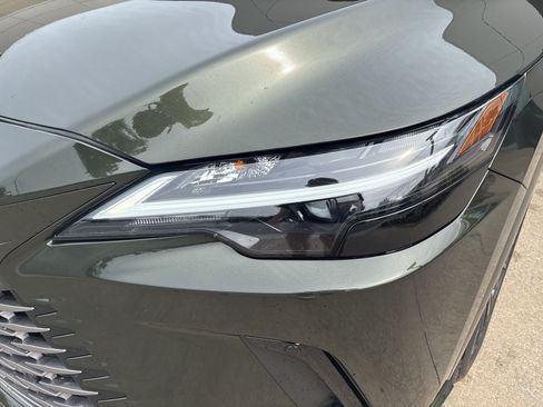 Certified 2025 Lexus RX 350 Premium w/ Convenience Package AWD/4WD image 6