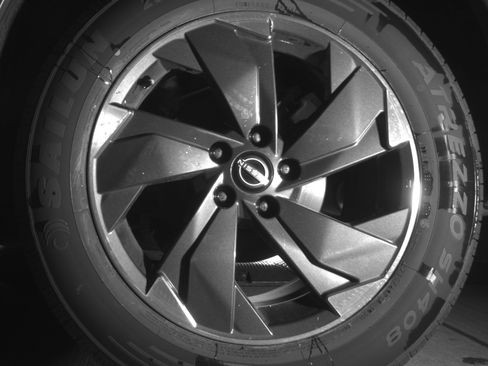 Used 2025 Nissan Rogue SV image 14