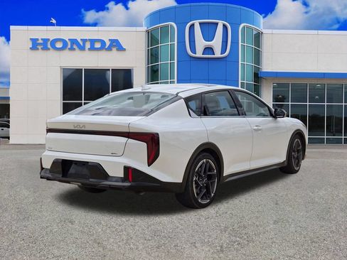 Used 2025 Kia K4 GT-Line w/ GT-Line Premium Package FWD image 22