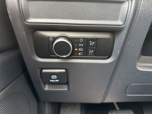 Used 2024 Ford Expedition Max XLT image 18