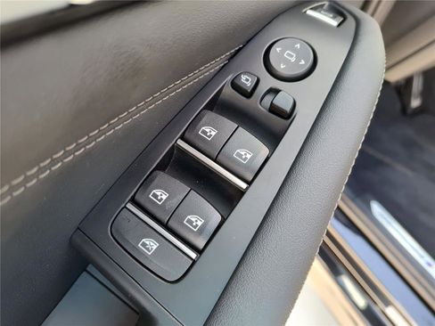 Certified 2025 BMW X5 xDrive40i image 18