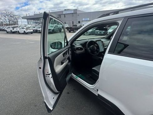 New 2026 Subaru Forester Premium AWD/4WD image 21