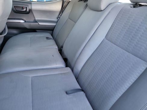 Used 2019 Toyota Tacoma SR5 RWD image 13