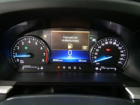 Used 2022 Ford Explorer XLT image 29