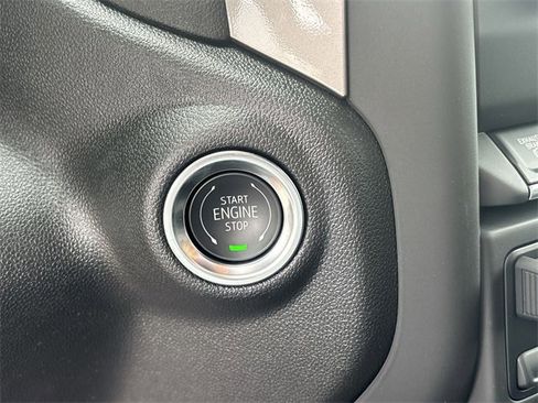 New 2025 Chevrolet Silverado 2500 Custom w/ Custom Value Package image 17