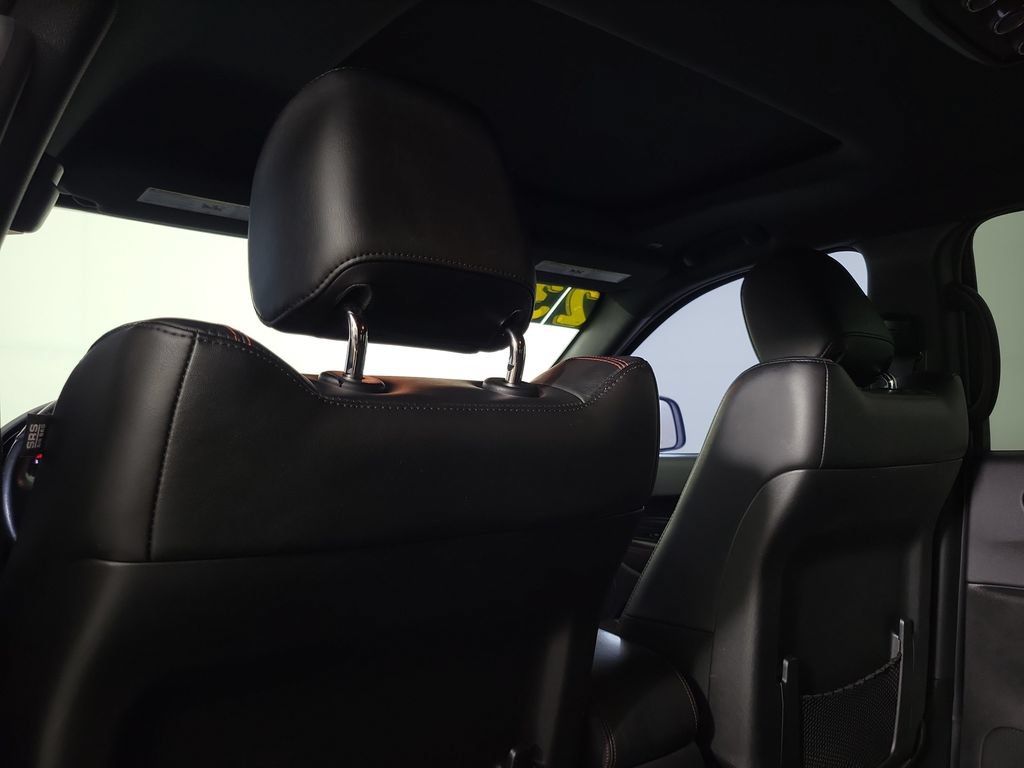 Used 2023 Dodge Durango R/T RWD image 16