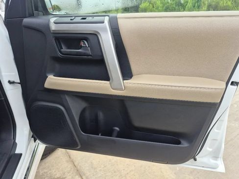 Used 2013 Toyota 4Runner SR5 RWD image 15