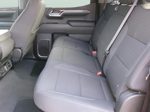 Used 2024 Chevrolet Silverado 1500 LT w/ Protection Package image 10