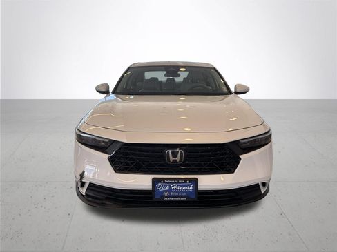 Used 2023 Honda Accord EX image 3