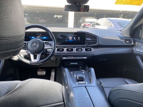 Used 2022 Mercedes-Benz GLS 450 4MATIC image 11