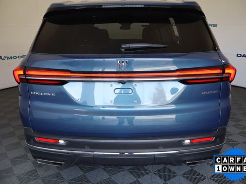 Used 2025 Buick Enclave Preferred image 8