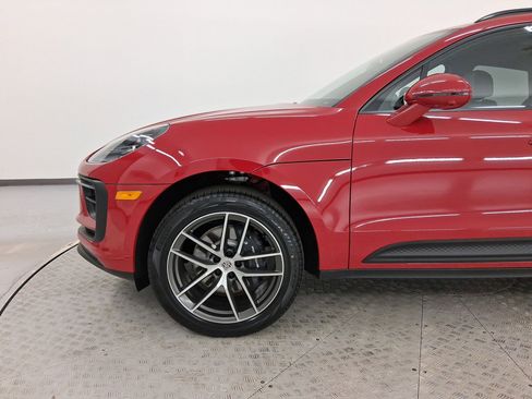 New 2026 Porsche Macan image 11