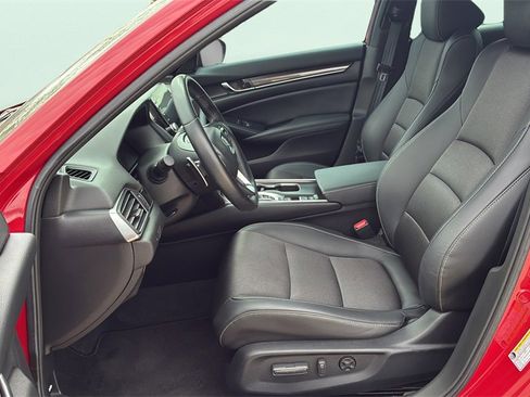 Used 2022 Honda Accord Sport image 13