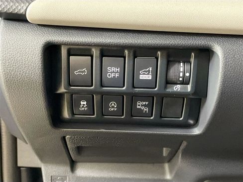 Used 2023 Subaru Forester Limited AWD/4WD image 14