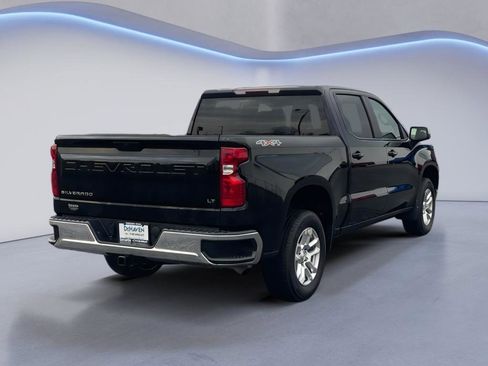 Used 2024 Chevrolet Silverado 1500 LT AWD/4WD image 5