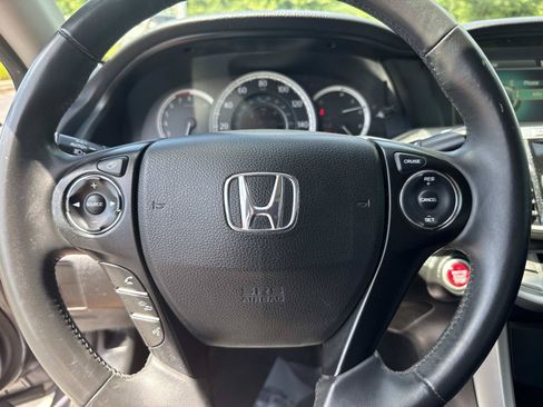 Used 2015 Honda Accord EX-L image 32