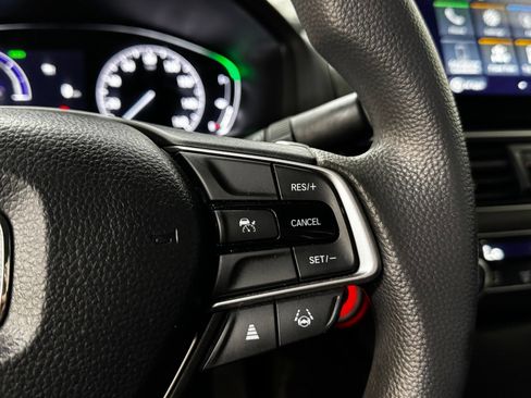 Used 2021 Honda Accord Hybrid image 19