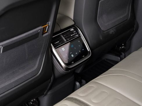 Used 2022 Rivian R1T Launch Edition image 43