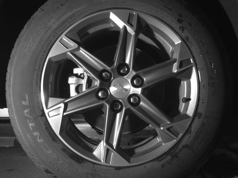 Used 2025 Chevrolet Blazer LT FWD image 15