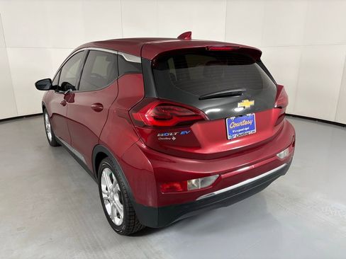 Used 2021 Chevrolet Bolt LT image 7