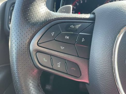 Used 2025 Dodge Durango GT RWD image 23
