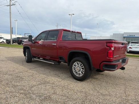 Used 2022 Chevrolet Silverado 2500 High Country w/ Technology Package AWD/4WD image 4