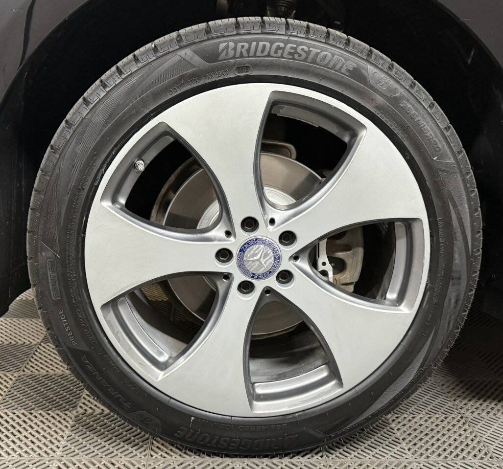 Used 2017 Mercedes-Benz GLE 350 image 26