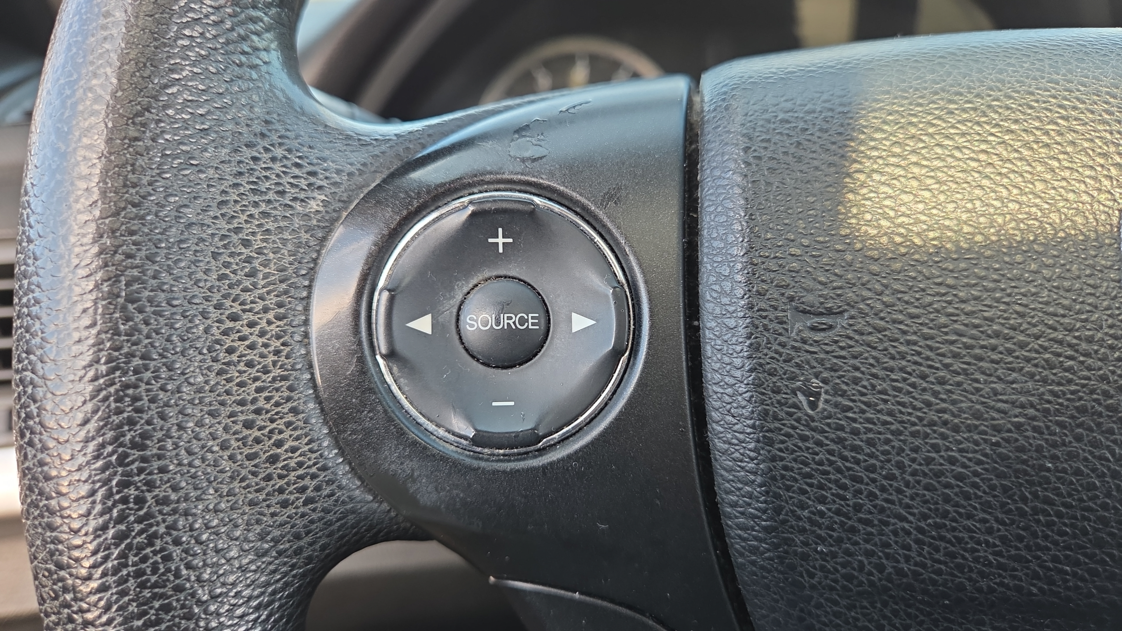 Used 2014 Honda Crosstour EX image 23