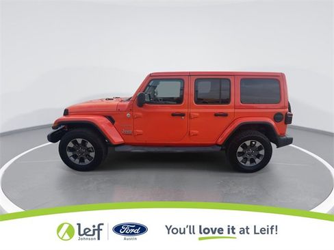 Used 2018 Jeep Wrangler Unlimited Sahara w/ Safety Group image 7