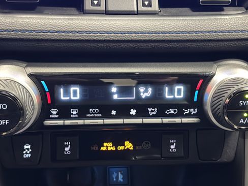 Used 2023 Toyota RAV4 XSE AWD/4WD image 18