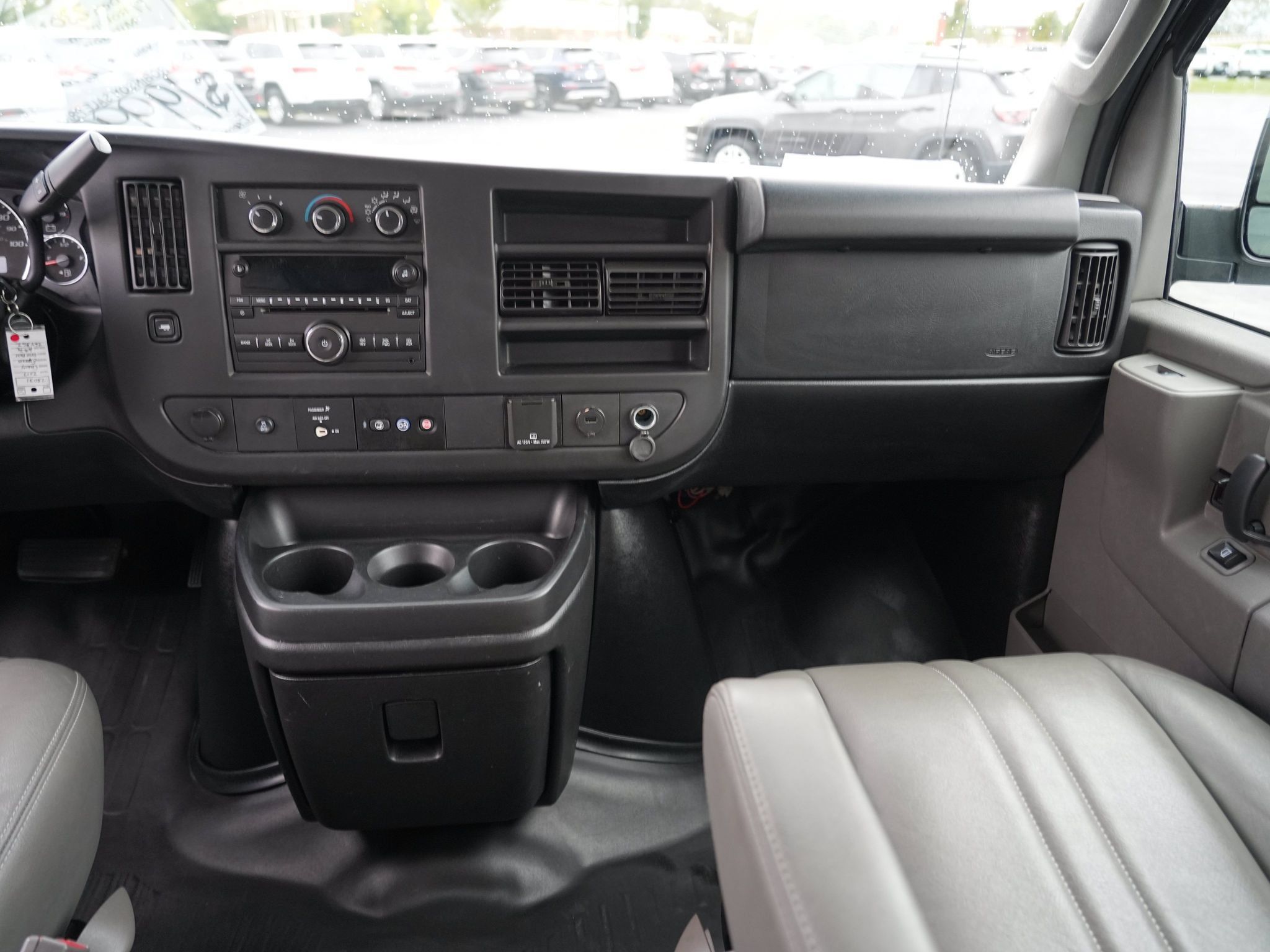 Used 2017 Chevrolet Express 2500 LS RWD image 22