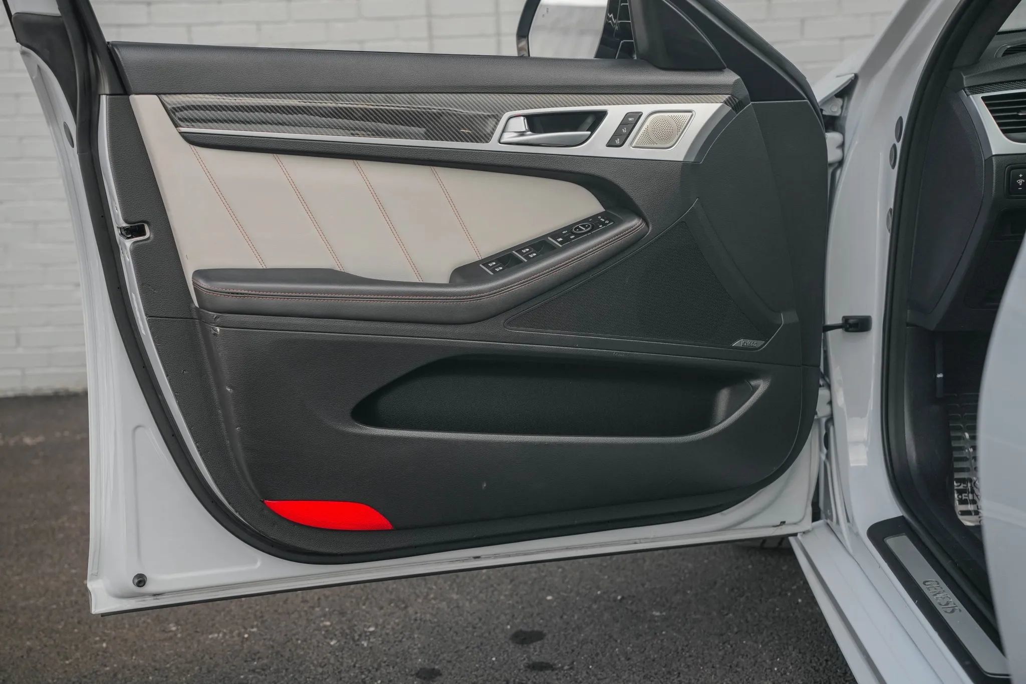 Used 2018 Genesis G80 3.3T Sport AWD/4WD image 9