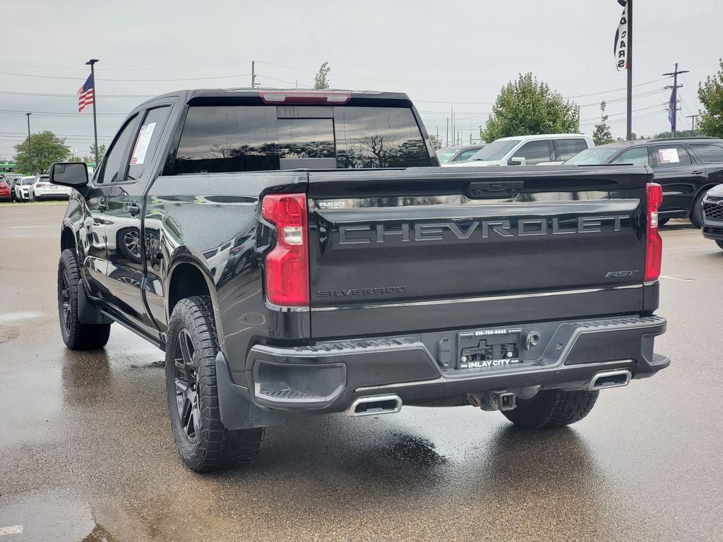 Used 2023 Chevrolet Silverado 1500 RST AWD/4WD image 3