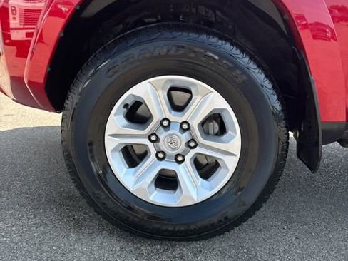 Used 2024 Toyota 4Runner SR5 image 10