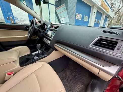 Used 2017 Subaru Legacy 2.5i Limited AWD/4WD image 20