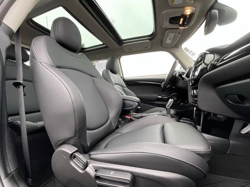 Used 2020 MINI Cooper S w/ Premium Package image 12