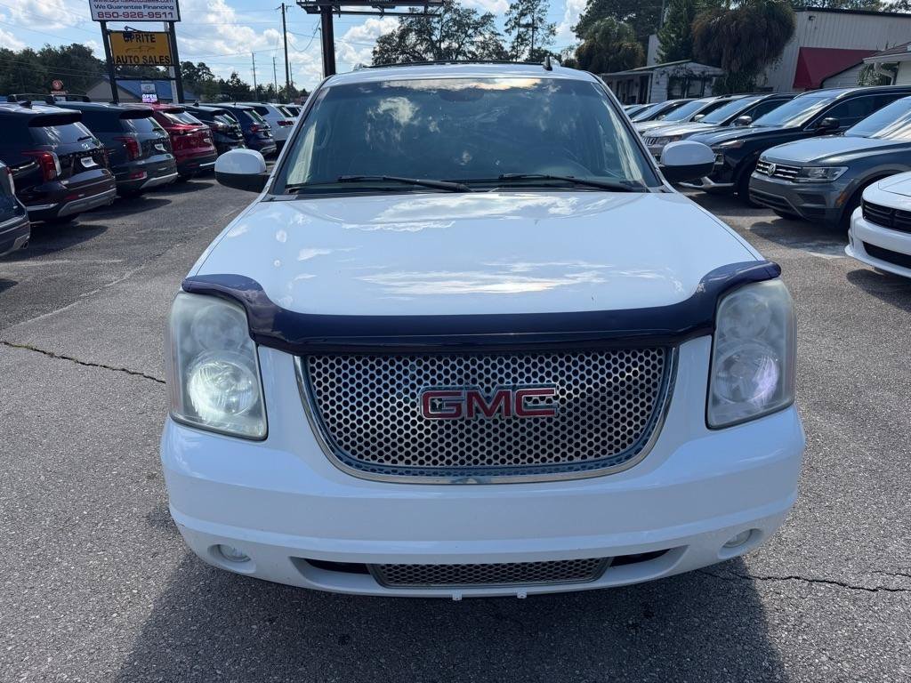 Used 2007 GMC Yukon Denali AWD/4WD image 2