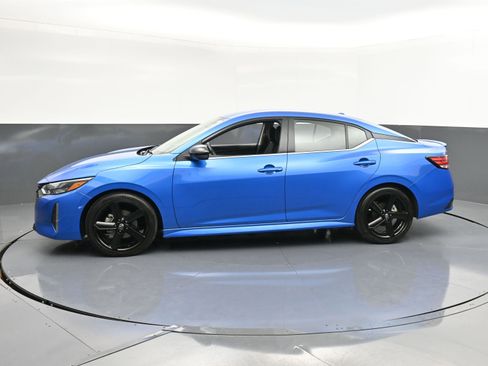 Used 2024 Nissan Sentra SR image 5